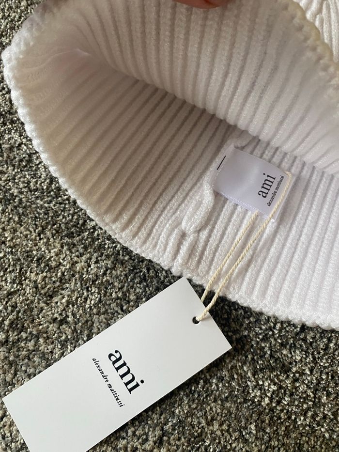 Bonnet AMI Paris Blanc Neuf - photo numéro 3