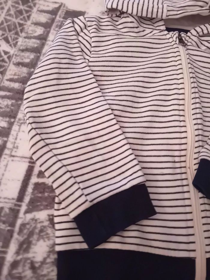 Gilet "marin" zippé en 36 mois  Kiabi - photo numéro 2