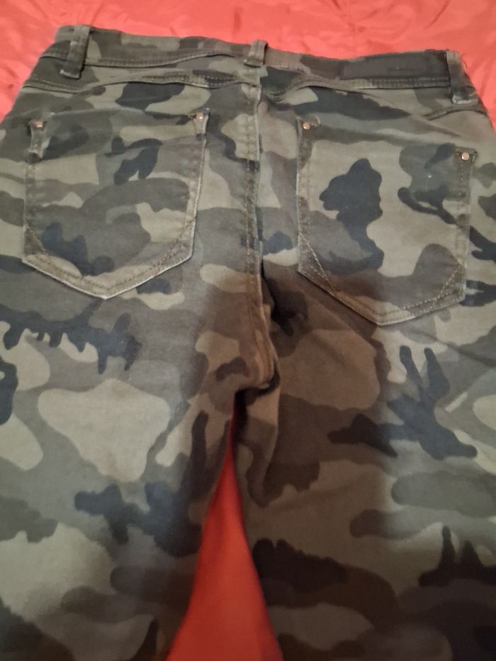 Jean camouflage taille 36 stradivarius - photo numéro 5