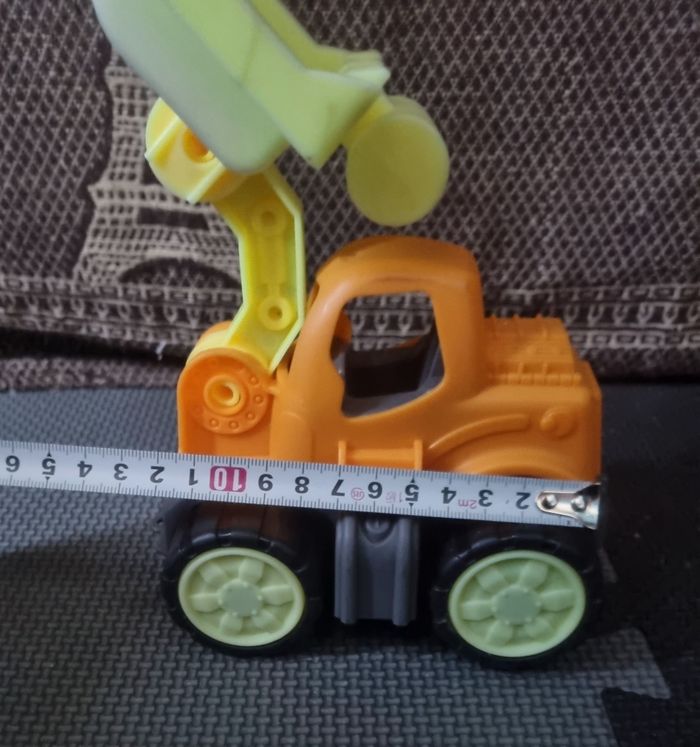 Lot jouets véhicules - photo numéro 9