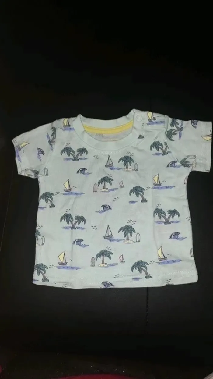 T-shirt