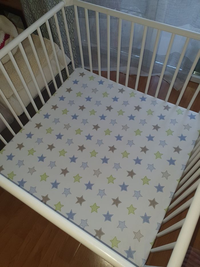 Parc bebe sans accessoires et jouets - photo numéro 3