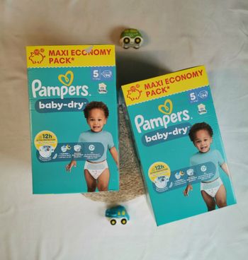 Pampers baby dry, taille 5, 2x94=188 couches, 11 /16kg