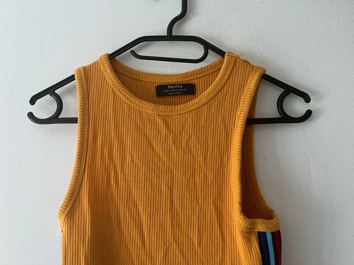 💛 Magnifique débardeur court bershka Taille M 💛 - photo numéro 2