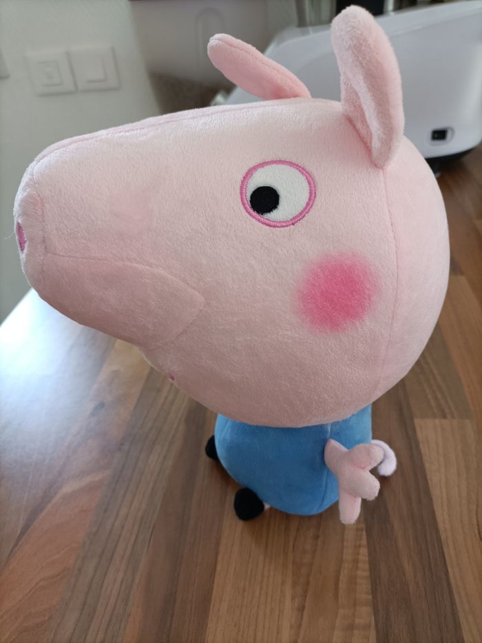 Jolie peluche George Pig de Peppa Pig - photo numéro 5
