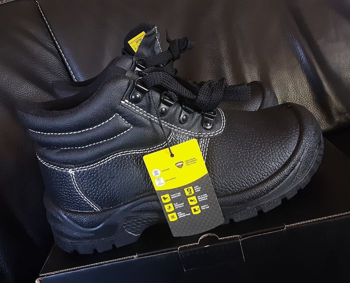 Chaussure de sécurité neuve
