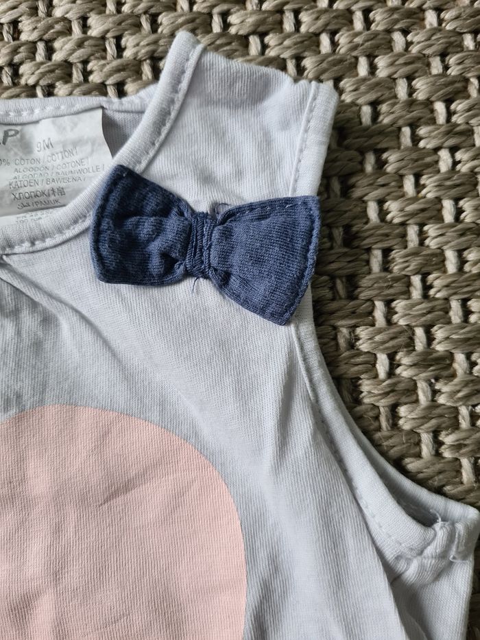 Ensemble T-shirt sans manches et short "marin" - 9 mois - photo numéro 6