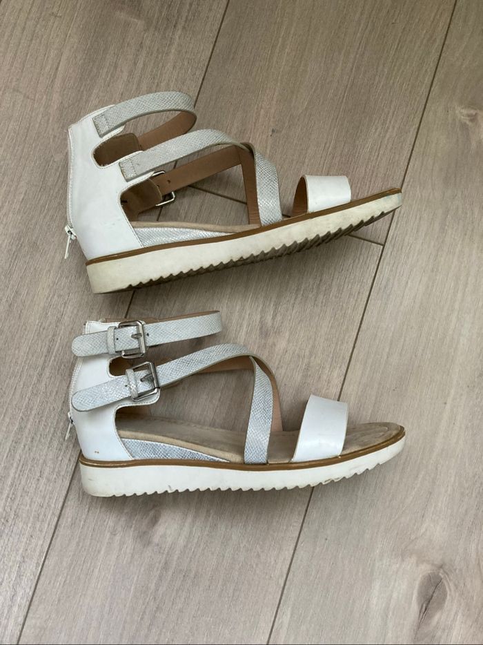 Sandales blanches
