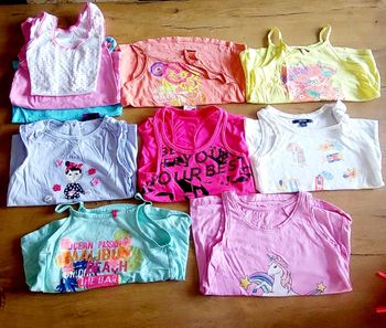 Lot de 10 débardeurs filles