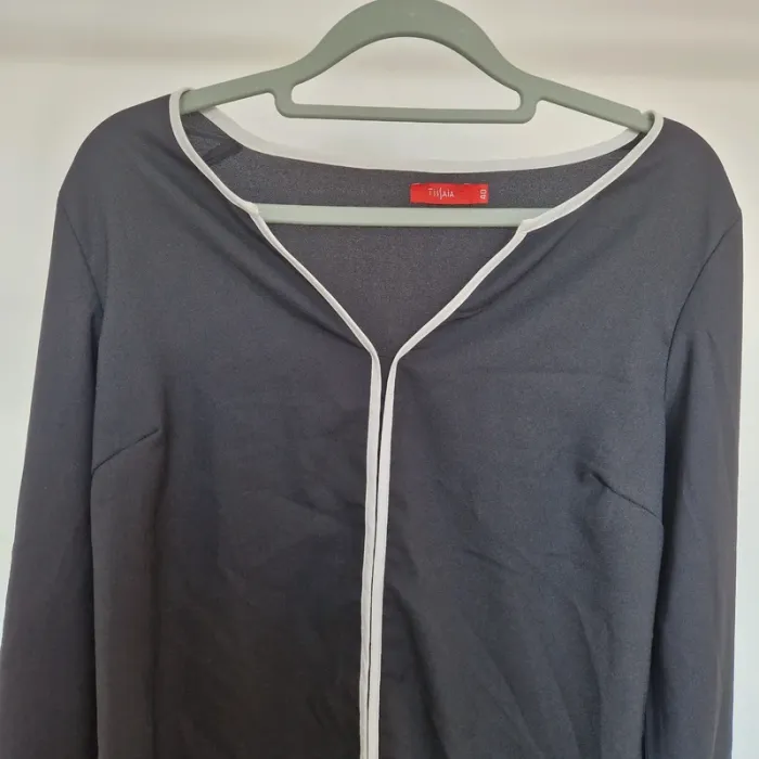 Blouse noire 40 - photo numéro 2
