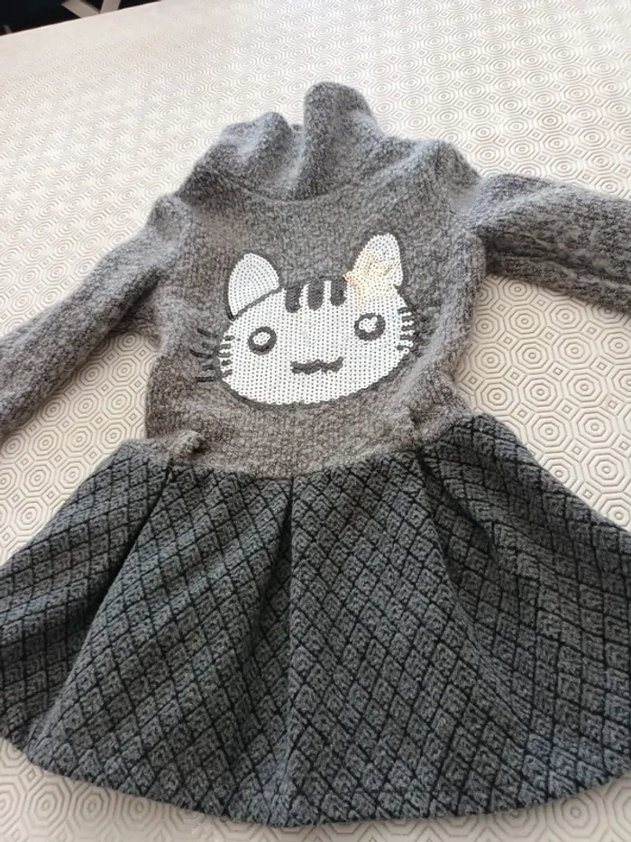 Robe en laine 5 ans gris et noir