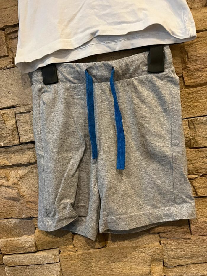 Ensemble Benetton XXS 3-4 ans - photo numéro 3