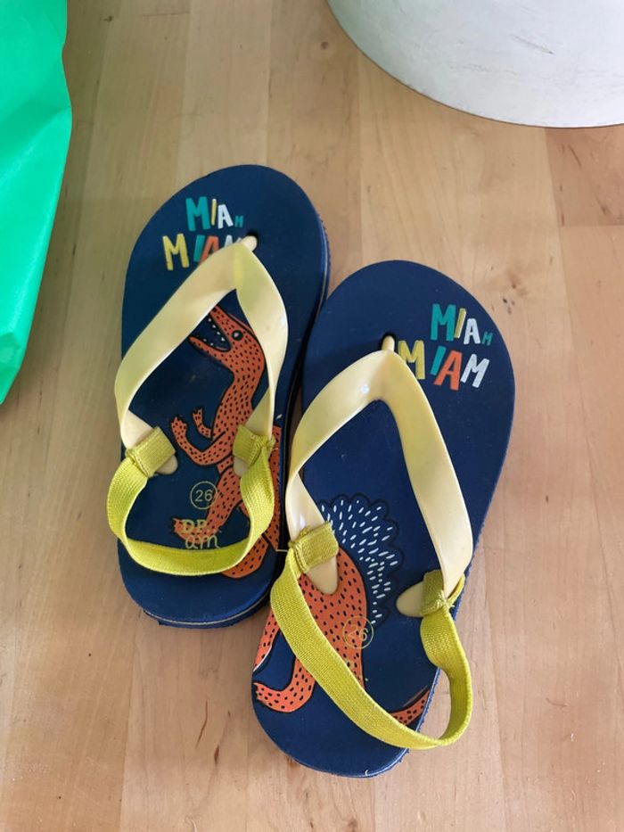 Tongs 26 dpam très bon état