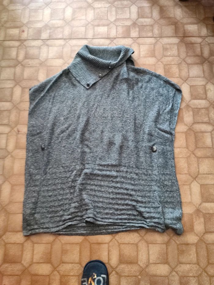 Poncho M