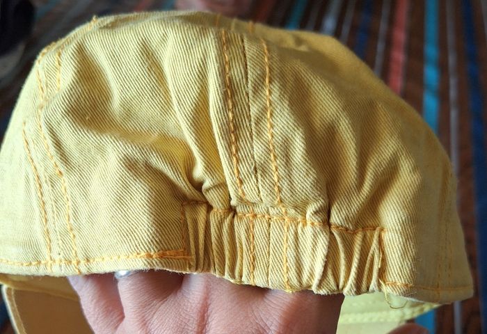 Casquette jaune panda - photo numéro 2