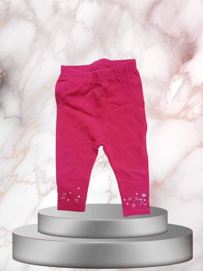 Legging "Pieds d'Étoiles" violet taille 12 mois Pour un Bébé qui Brille !