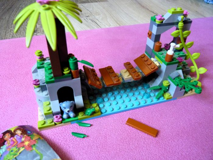 Lego friends Fille helicoptere jungle jeep jeu jouet construction boite 41036 TBE