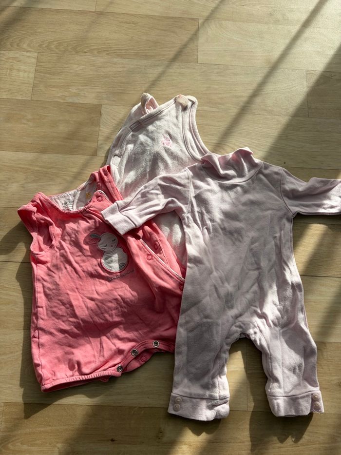 Lot bébé fille 1 mois - 35 pièces - photo numéro 8