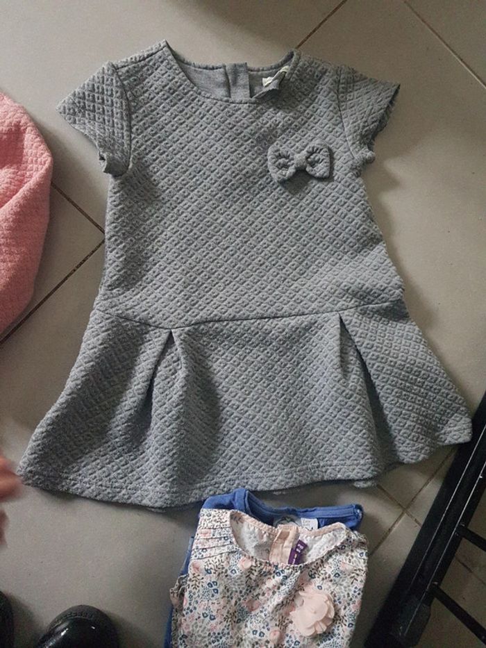 Lot fille 4 ans - photo numéro 7