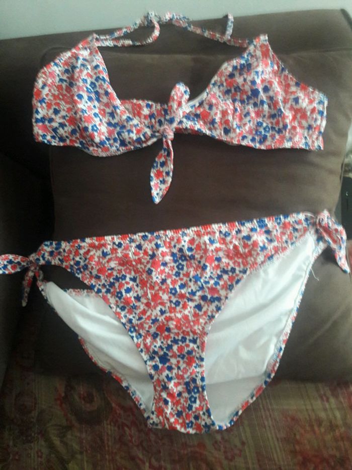 Maillot deux pièces fleuri