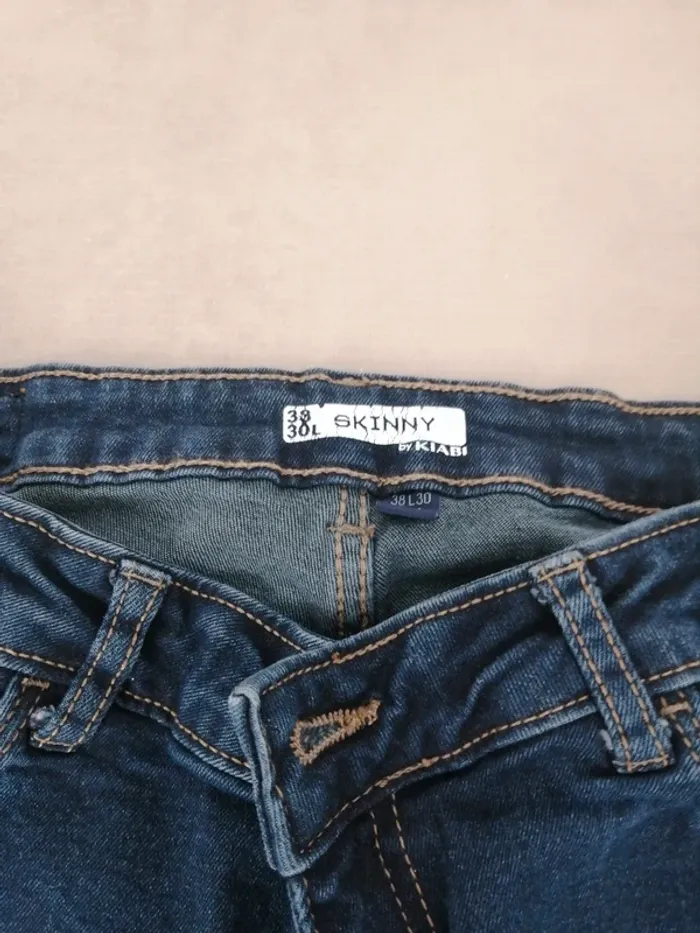 Jean skinny kiabi taille 38 - photo numéro 2
