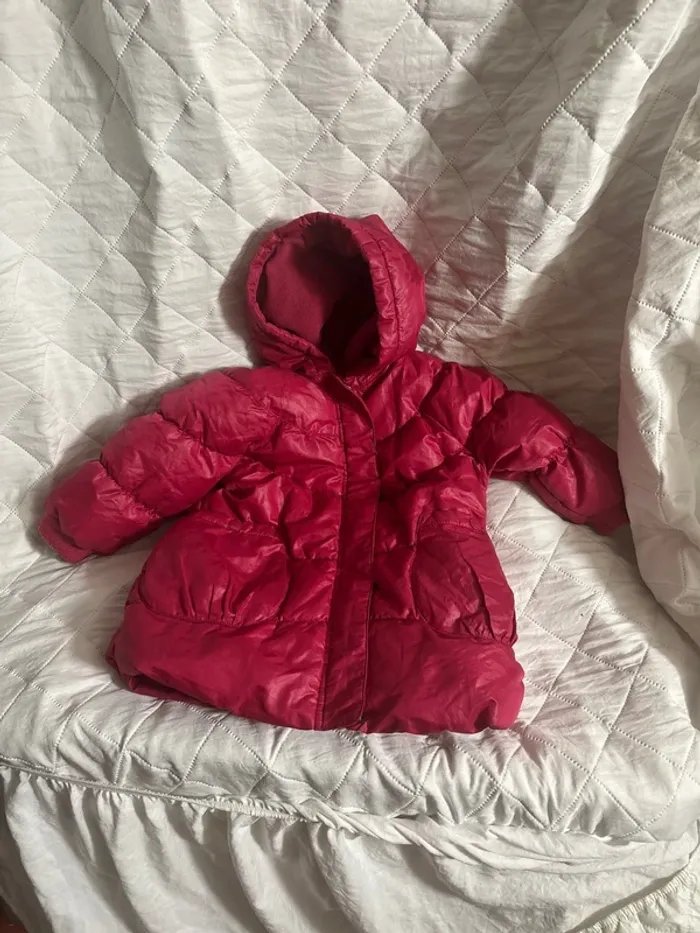 Doudoune taille 18mois marque dpam