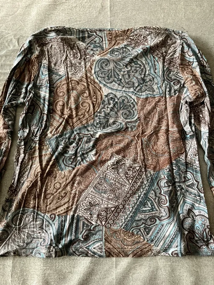 Tee-shirt manches longues Yessica – Taille M, motif coloré et géométrique - photo numéro 8