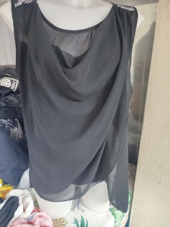 #kytie40femme. Tunique sans manche taille 40