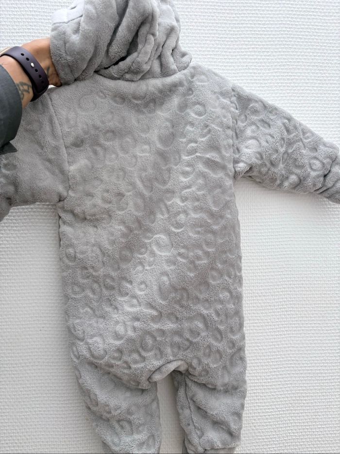 Combinaison chaude pour bébé - photo numéro 2