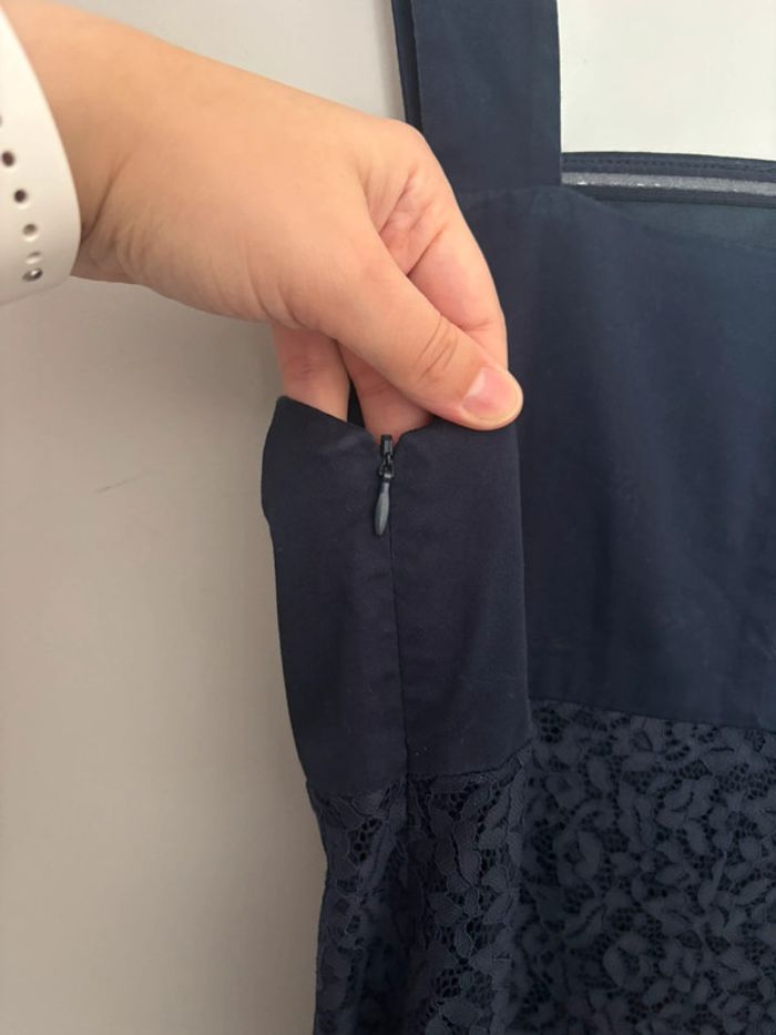 Robe à bretelles et dentelle - photo numéro 4