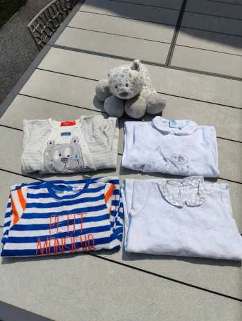 Lot pyjamas garçon 18 mois