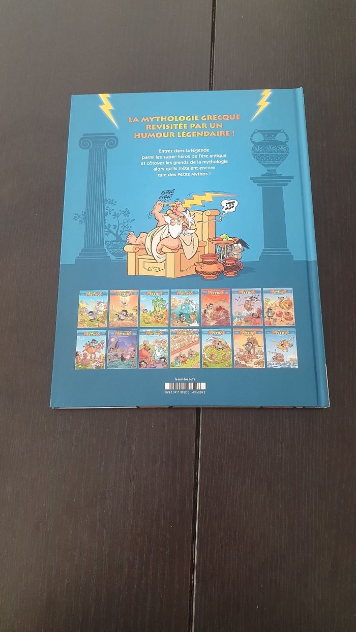 Les petits mythos, Tome 4 Poseïdon d'Avril - photo numéro 3