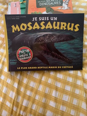 Livre Pop up "Je suis un mosasaurus"