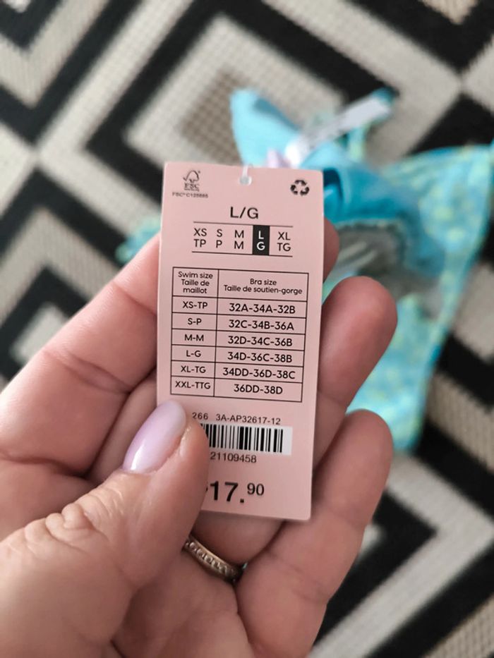 Maillot de bain bleu fleuri Taille L 40 Neuf - photo numéro 3