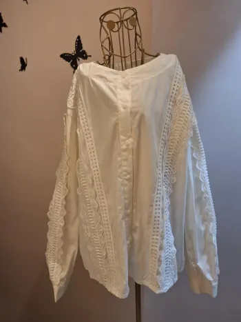 Chemise blanche & dentelle