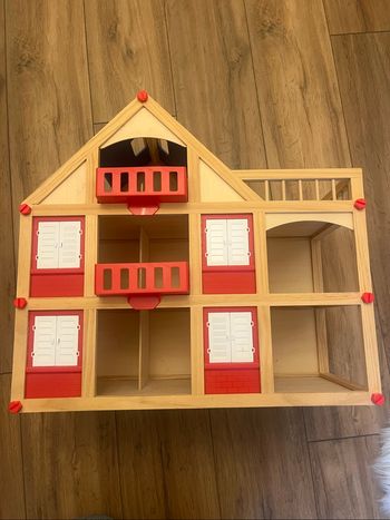 Maison de poupée en bois transportable Playtive