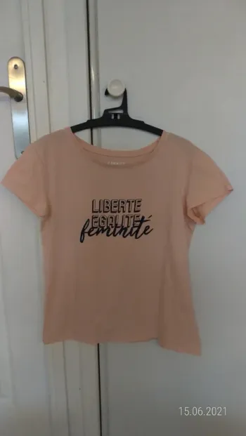 T-shirt manches courtes rose pâle / abricot