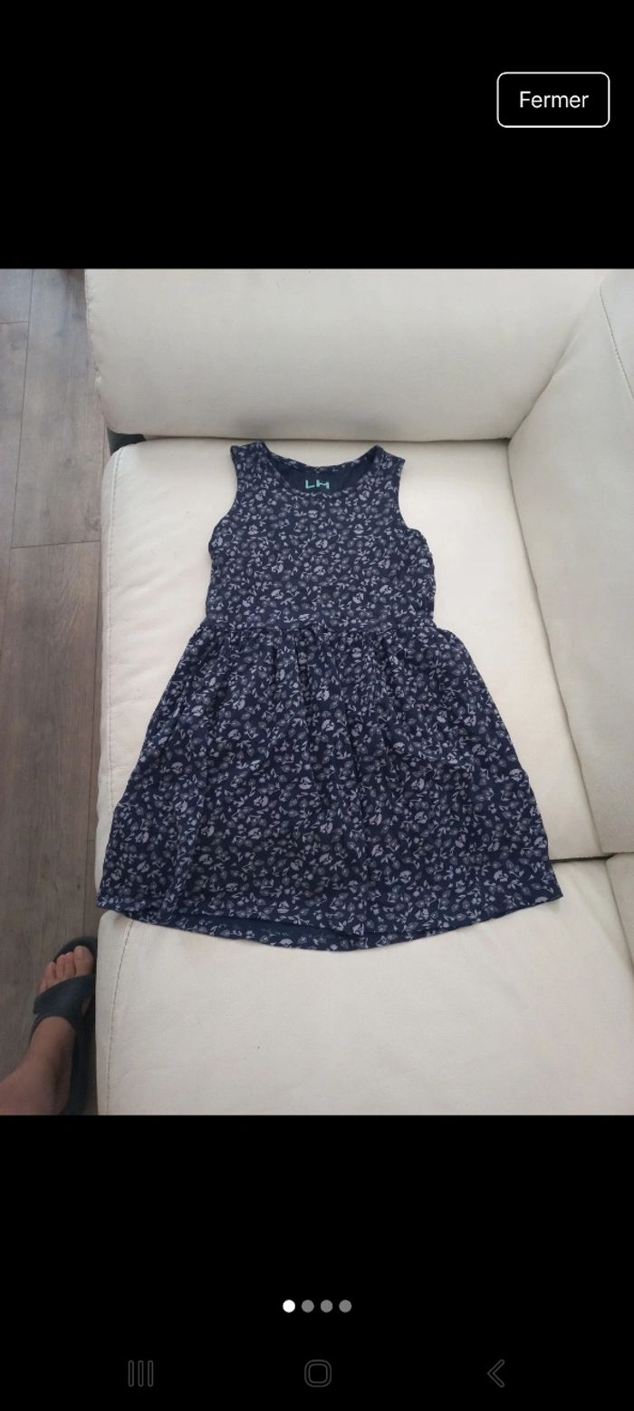 Robe manches courtes