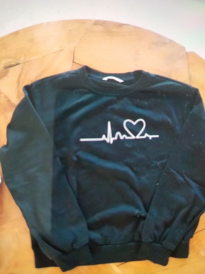 Lot vêtements fille 10ans - photo numéro 3