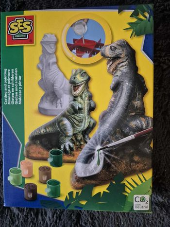 SES Creative 01283 - Kit d'artisanat de moulage en plâtre Ensemble de dinosaures
