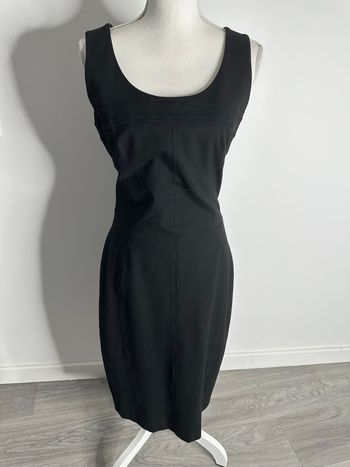 Petite robe noire moulante Stefanel T40 L