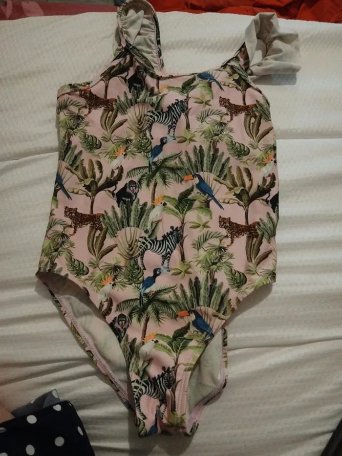 Maillot de bain 6/8 ans