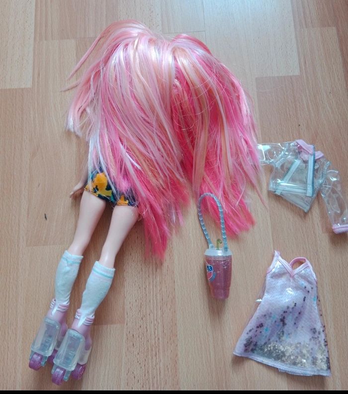 grande poupée - photo numéro 2