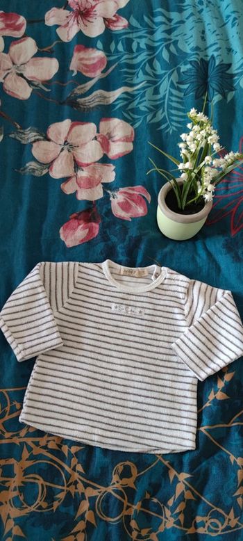 Pyjama (haut) 3 Mois