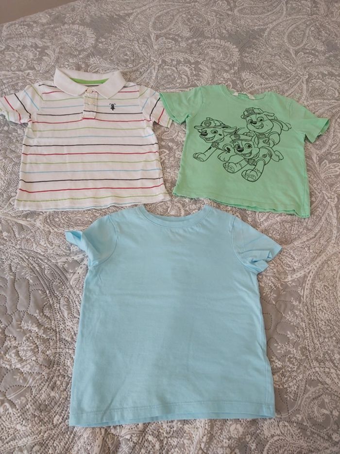 Lot de t-shirts garçon 3/4 ans.