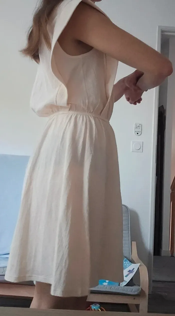 robe beige - photo numéro 2