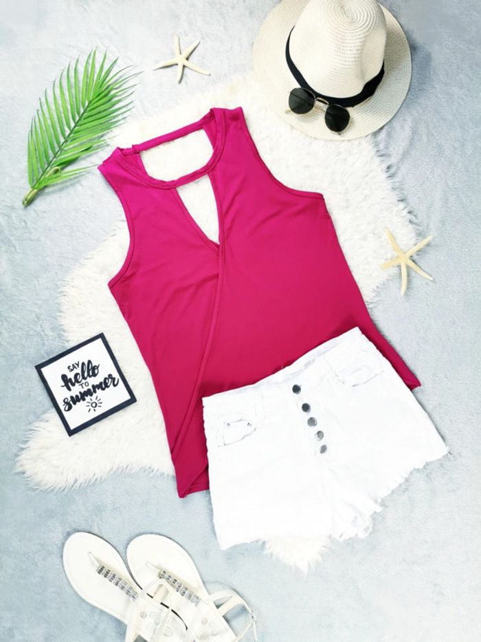 Débardeur fushia à decolleté en V - T.M ou T.38 🖤