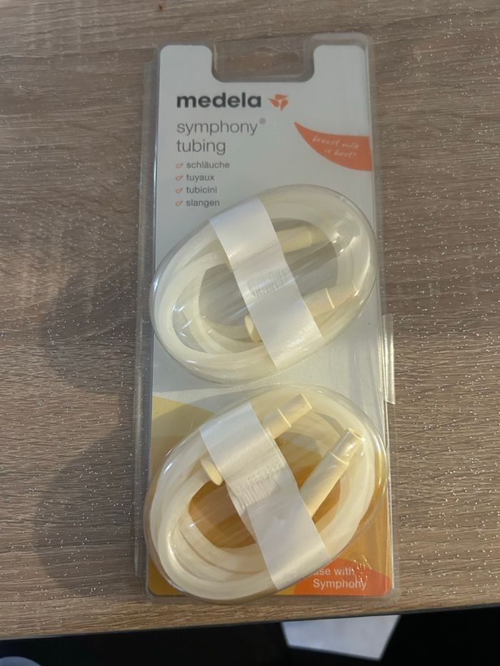 Téterelle et tubulure medela - photo numéro 3