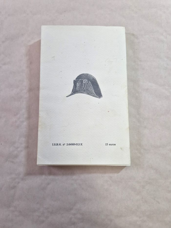 Livre , Napoléon  , la seconde vie du colonel Muiron - photo numéro 2