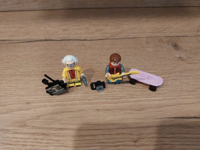 Figurines type lego Marty et Doc Retour vers le Futur - photo numéro 4